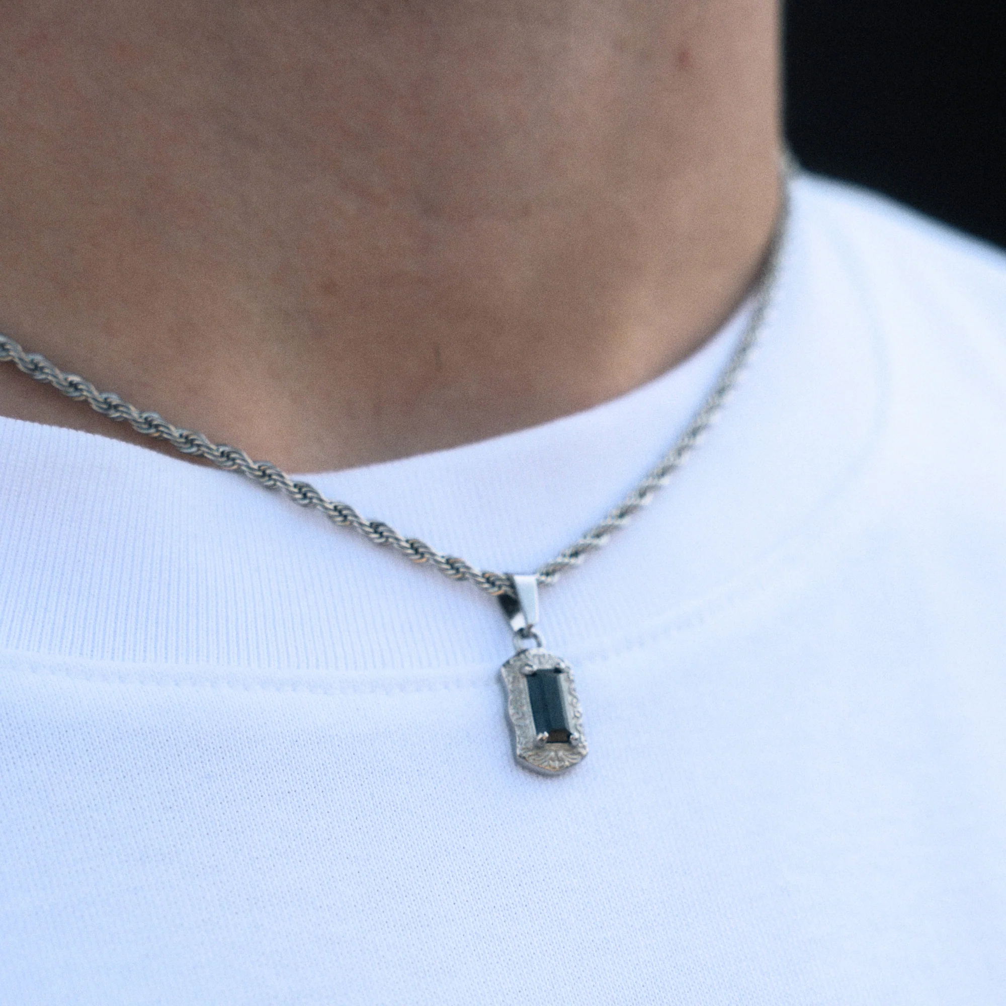 Jet Pendant - Gold - Image 6